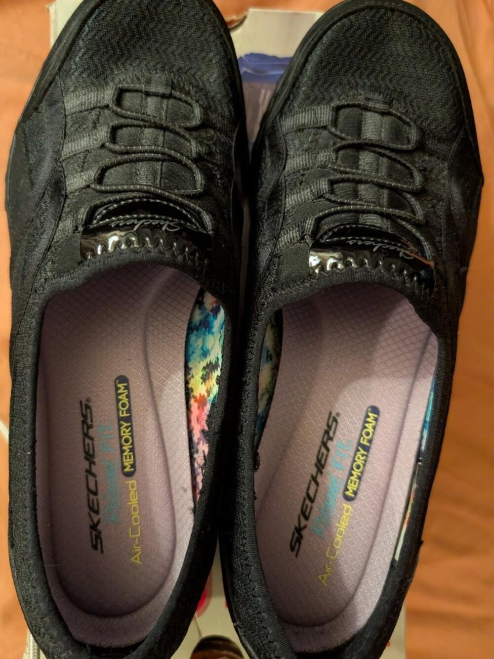 Sketchers Black Faithful Air-Cooled Memory Foam Shoes - Size 9